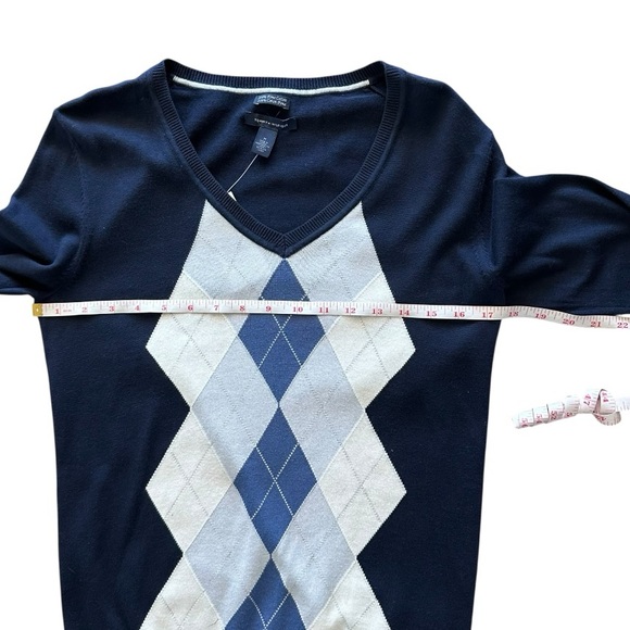 Tommy Hilfiger Women’s Navy Blue V-Neck Argyle Sweater Size M NWT - Picture 4 of 11